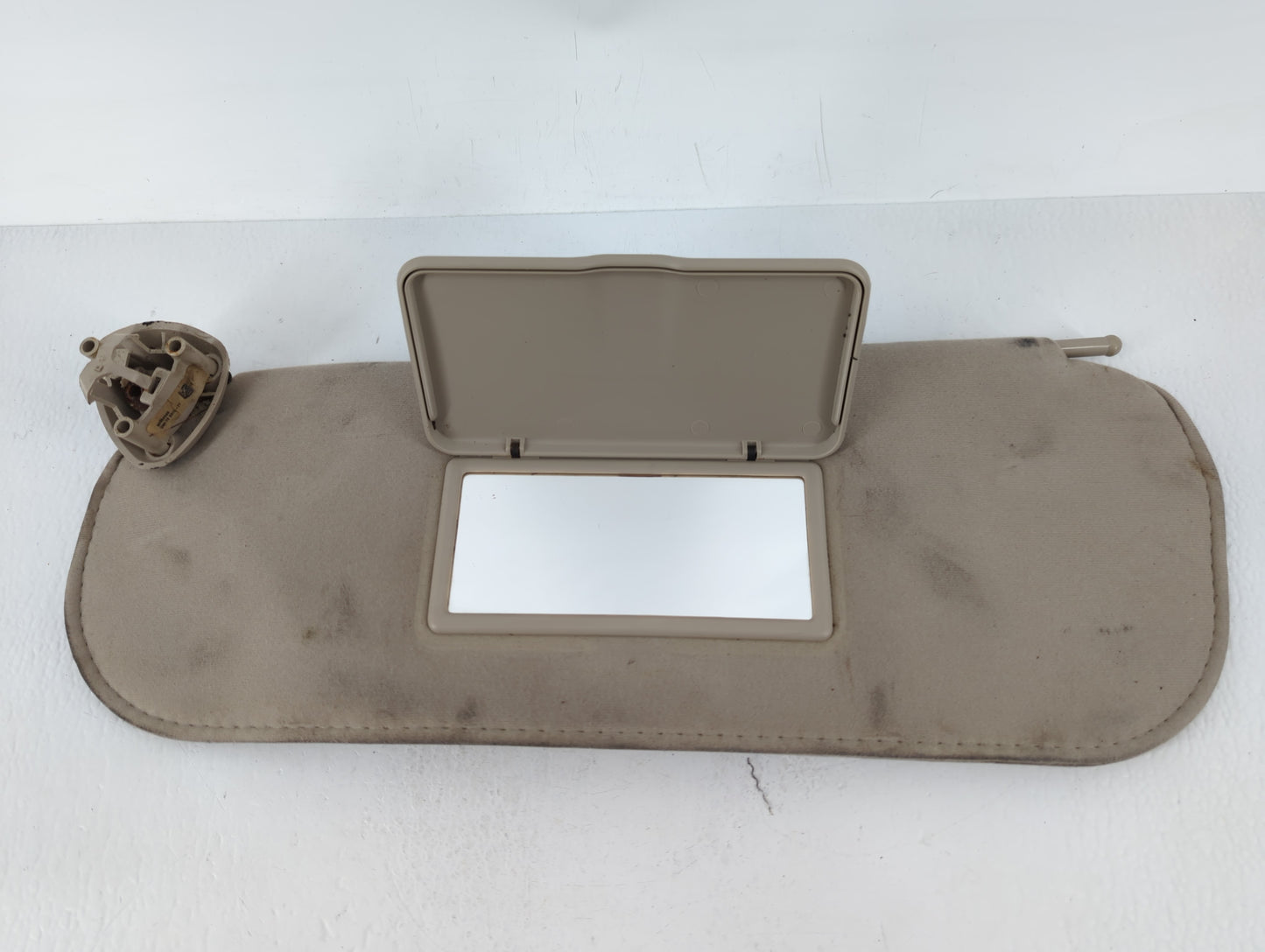 2016-2021 Chevrolet Malibu Sun Visor Shade Replacement Driver Left Mirror Fits Fits 2016 2017 2018 2019 2020 2021 OEM Used A