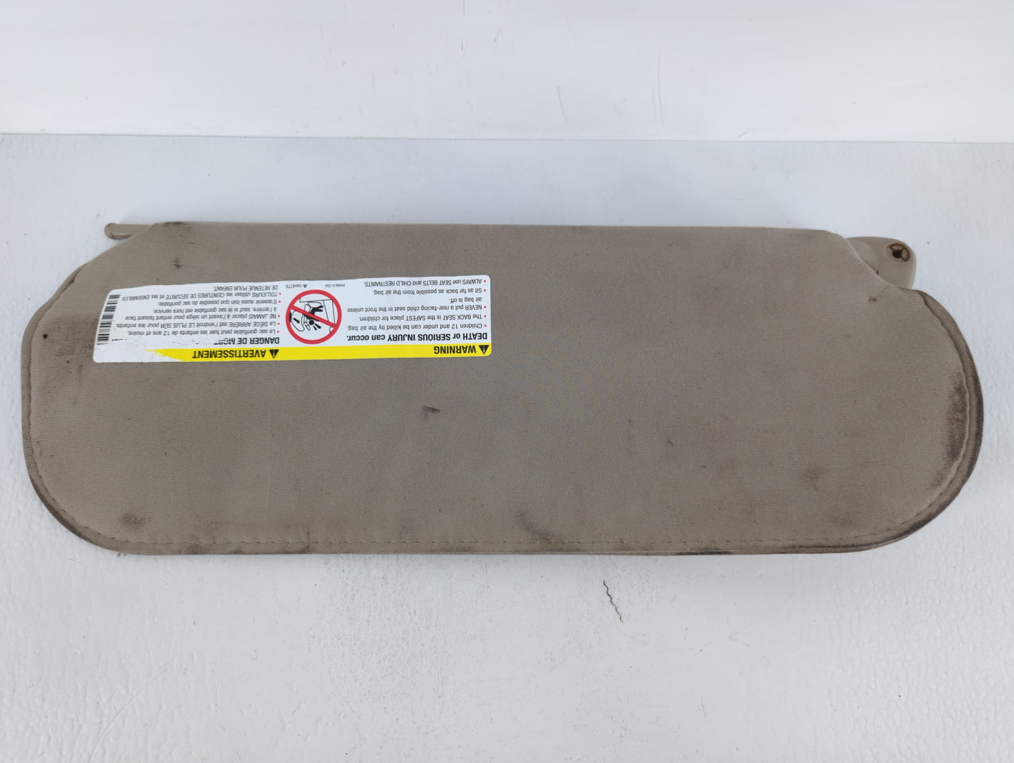 2016-2021 Chevrolet Malibu Sun Visor Shade Replacement Driver Left Mirror Fits Fits 2016 2017 2018 2019 2020 2021 OEM Used A