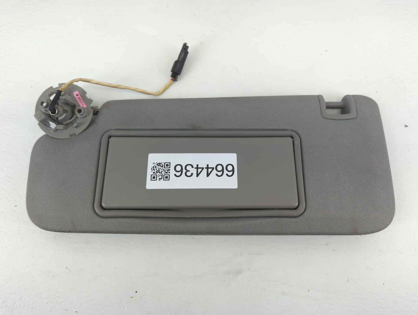 2016-2021 Chevrolet Malibu Sun Visor Shade Replacement Driver Left Mirror Fits Fits 2016 2017 2018 2019 2020 2021 OEM Used A