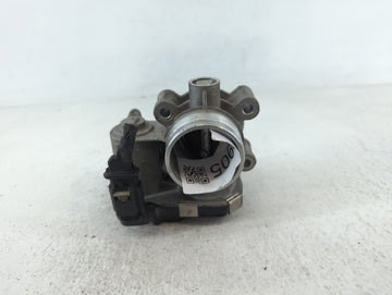 2016-2021 Chevrolet Malibu Throttle Body P/N:12671379AA Fits Fits 2016 2017 2018 2019 2020 2021 2022 OEM Used Auto Parts - O