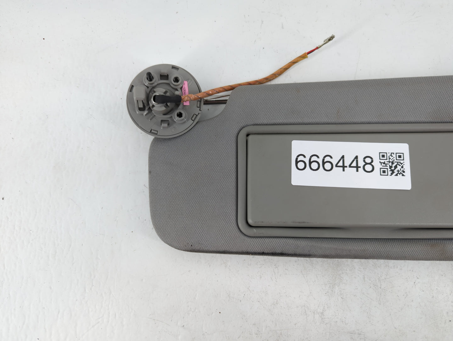 2016-2021 Chevrolet Malibu Sun Visor Shade Replacement Driver Left Mirror Fits Fits 2016 2017 2018 2019 2020 2021 OEM Used A