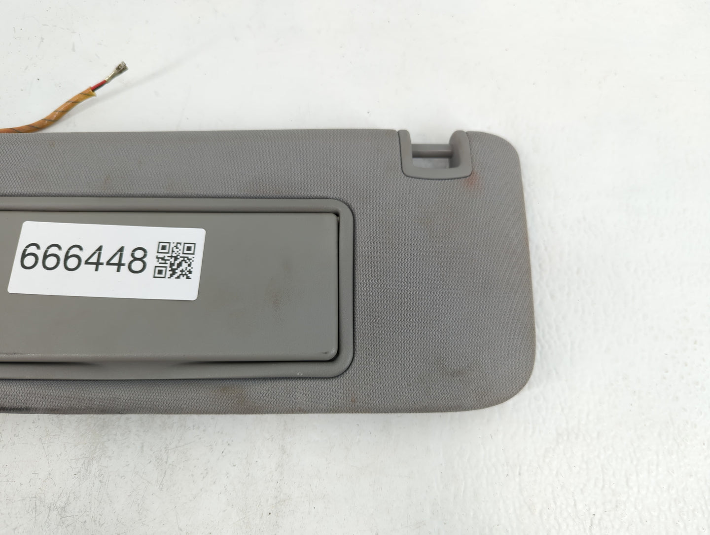 2016-2021 Chevrolet Malibu Sun Visor Shade Replacement Driver Left Mirror Fits Fits 2016 2017 2018 2019 2020 2021 OEM Used A