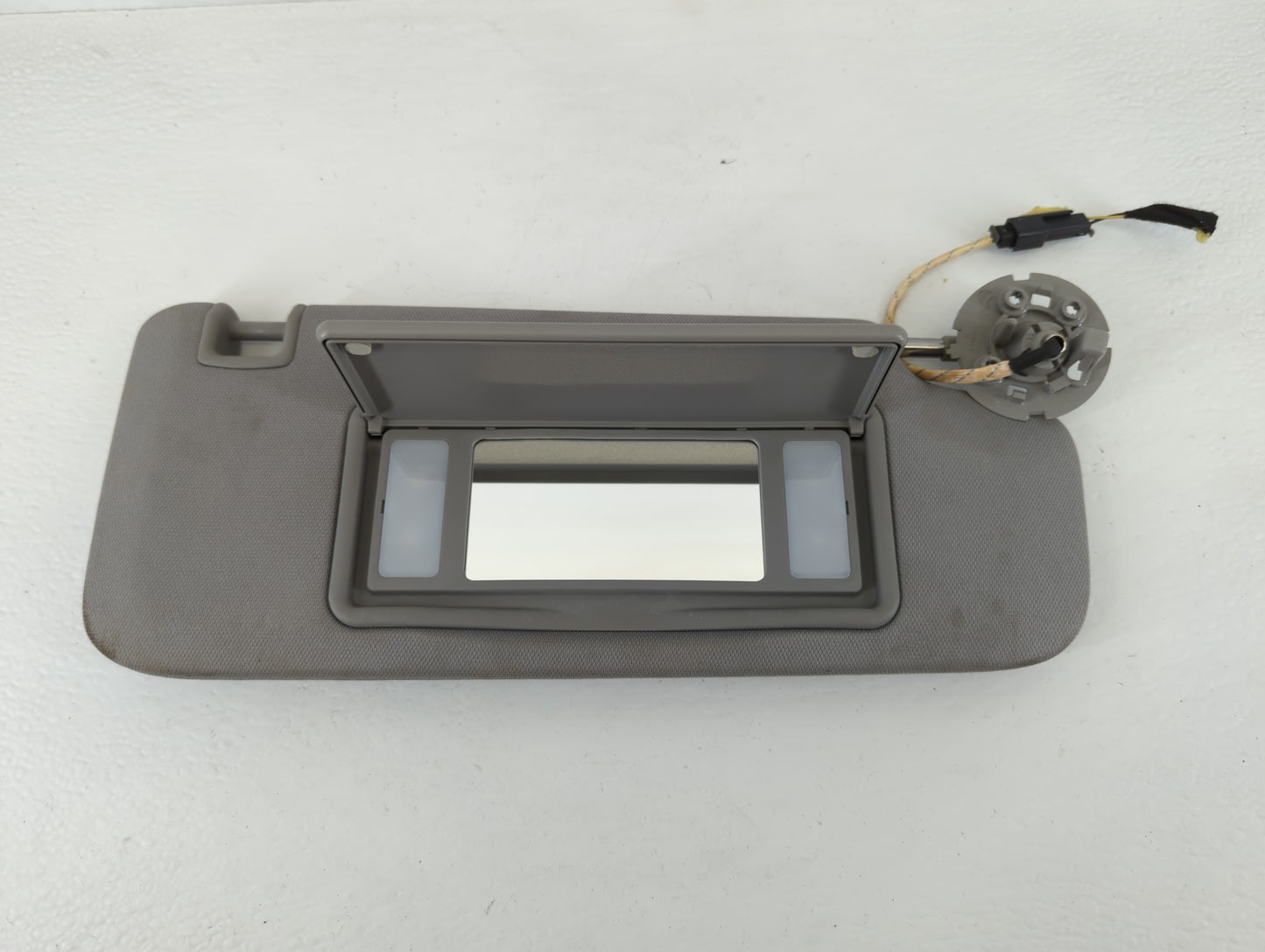 2016-2021 Chevrolet Malibu Sun Visor Shade Replacement Passenger Right Mirror Fits Fits 2016 2017 2018 2019 2020 2021 OEM Us