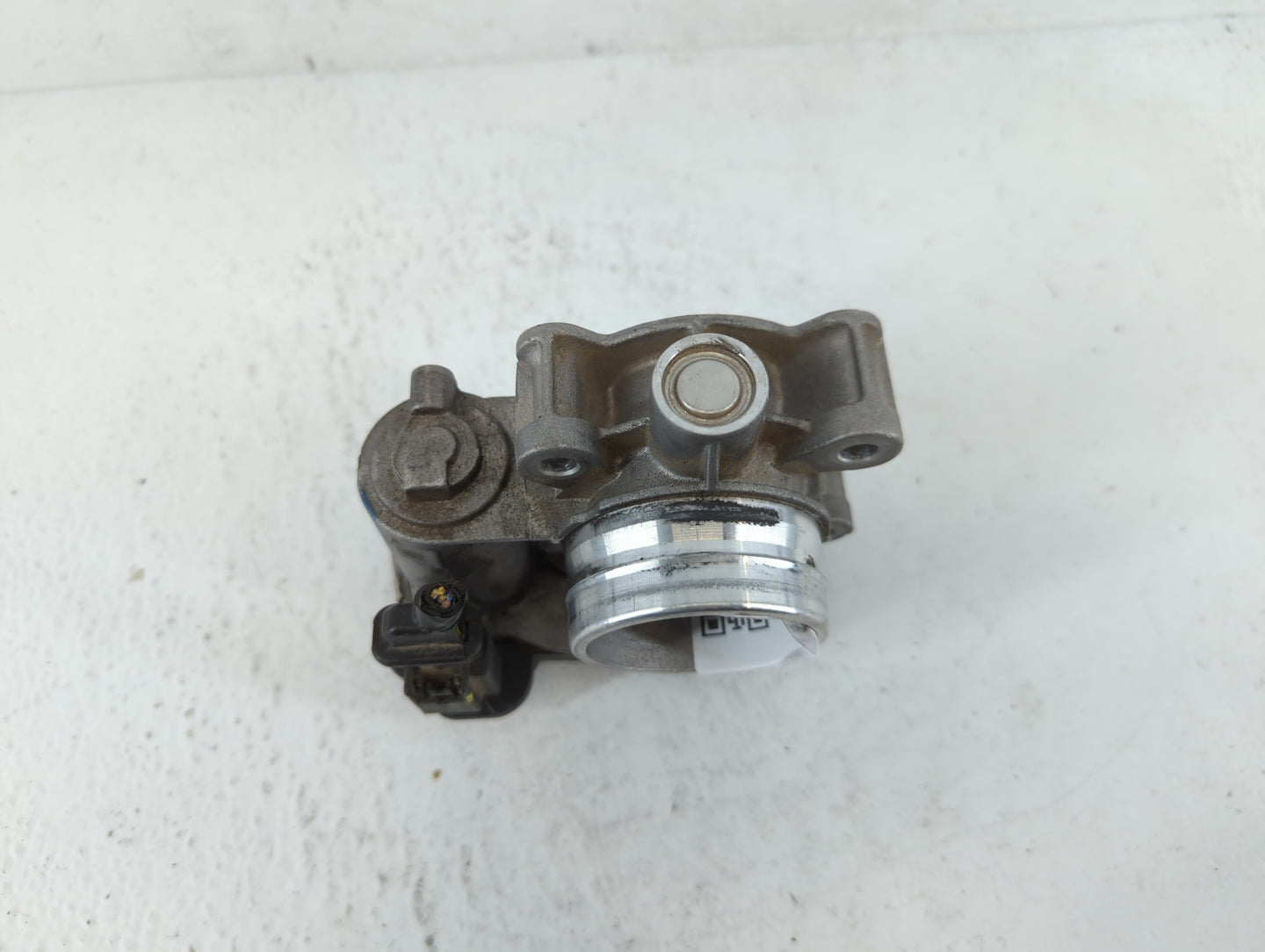 2016-2021 Chevrolet Malibu Throttle Body P/N:12671379AA Fits Fits 2016 2017 2018 2019 2020 2021 2022 OEM Used Auto Parts - O