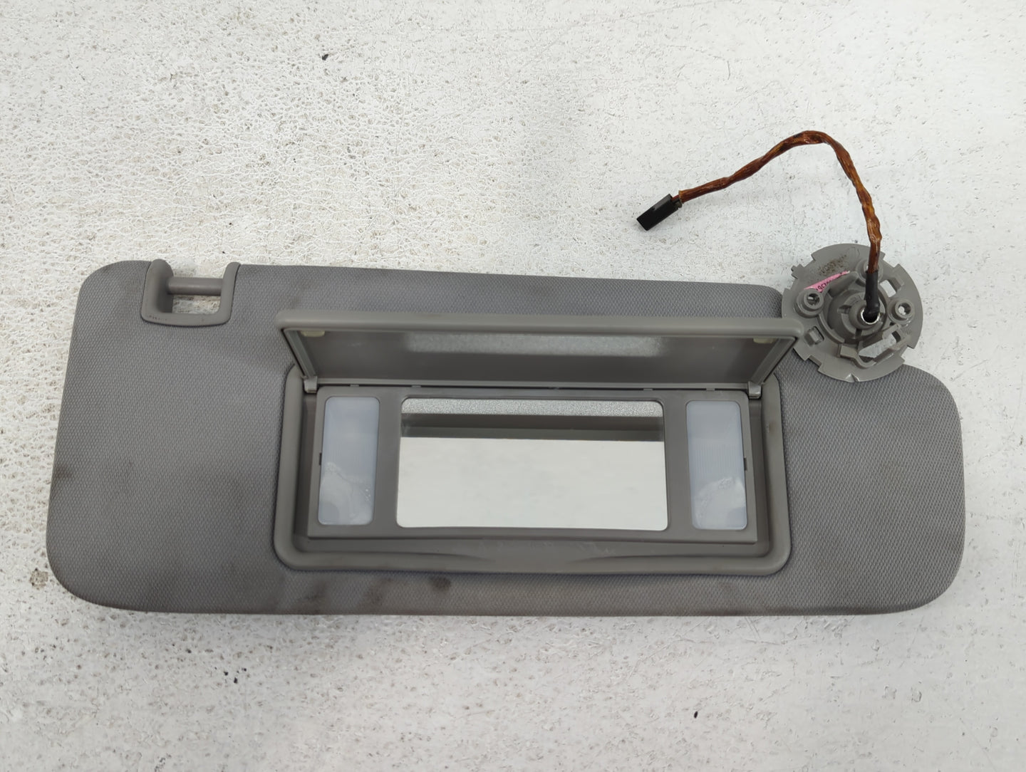 2016-2021 Chevrolet Malibu Sun Visor Shade Replacement Passenger Right Mirror Fits Fits 2016 2017 2018 2019 2020 2021 OEM Us