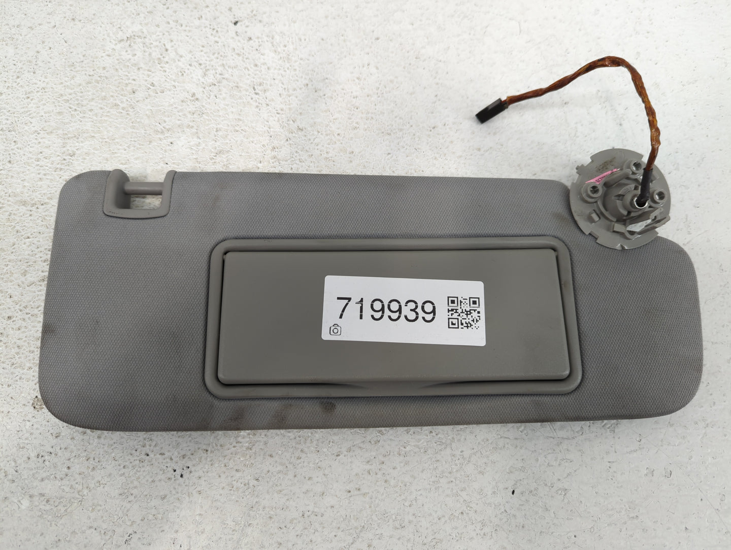 2016-2021 Chevrolet Malibu Sun Visor Shade Replacement Passenger Right Mirror Fits Fits 2016 2017 2018 2019 2020 2021 OEM Us