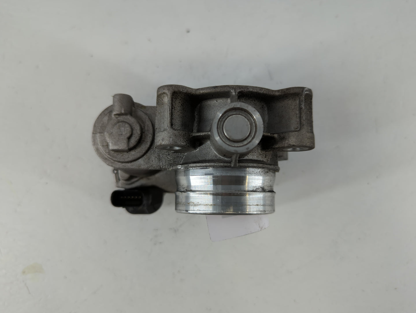 2013-2021 Chevrolet Malibu Throttle Body P/N:12671379AA Fits Fits 2013 2014 2015 2016 2017 2018 2019 2020 2021 OEM Used Auto
