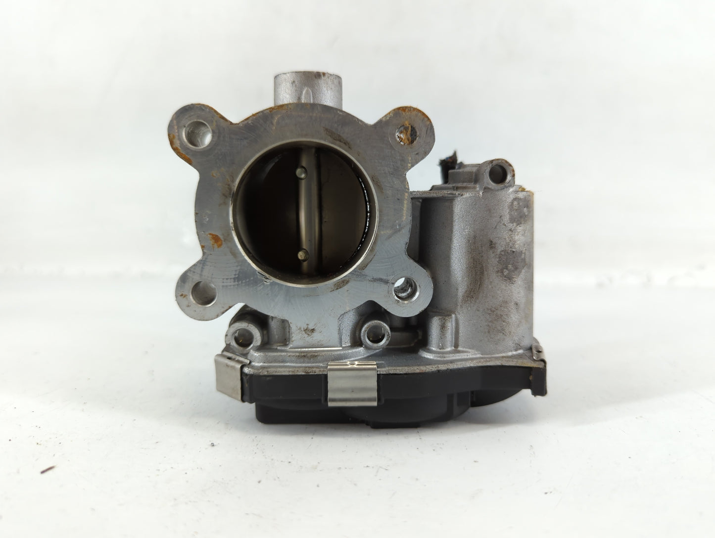2013-2021 Chevrolet Malibu Throttle Body P/N:12671379AA Fits Fits 2013 2014 2015 2016 2017 2018 2019 2020 2021 OEM Used Auto