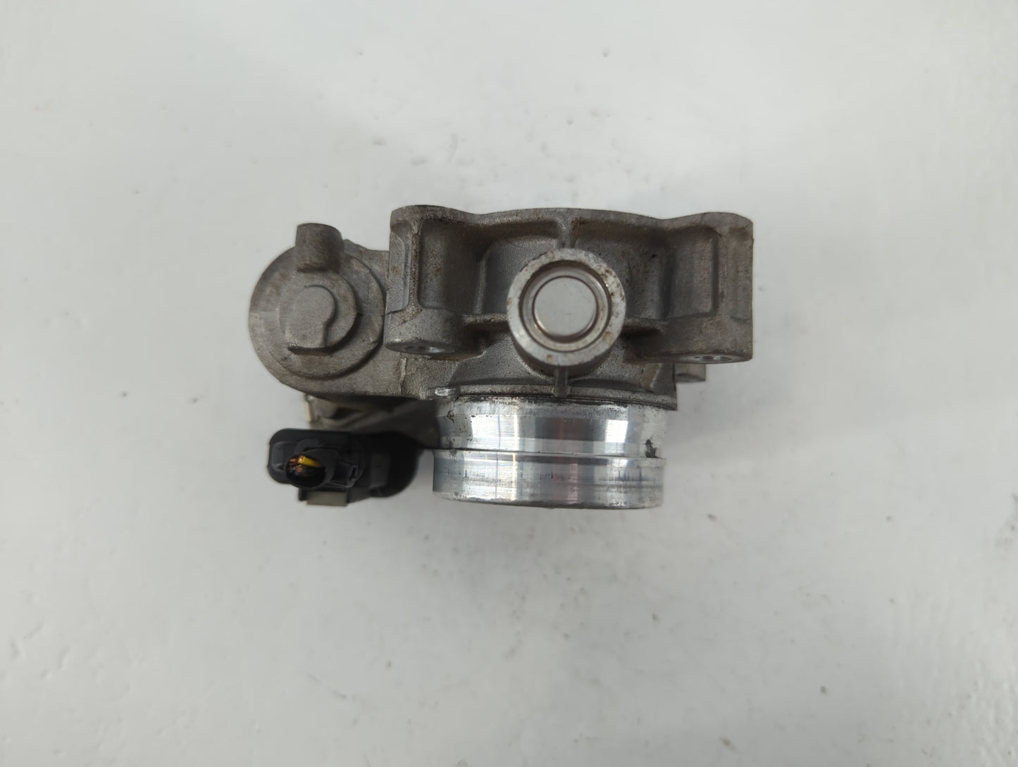 2013-2021 Chevrolet Malibu Throttle Body P/N:12671379AA Fits Fits 2013 2014 2015 2016 2017 2018 2019 2020 2021 OEM Used Auto