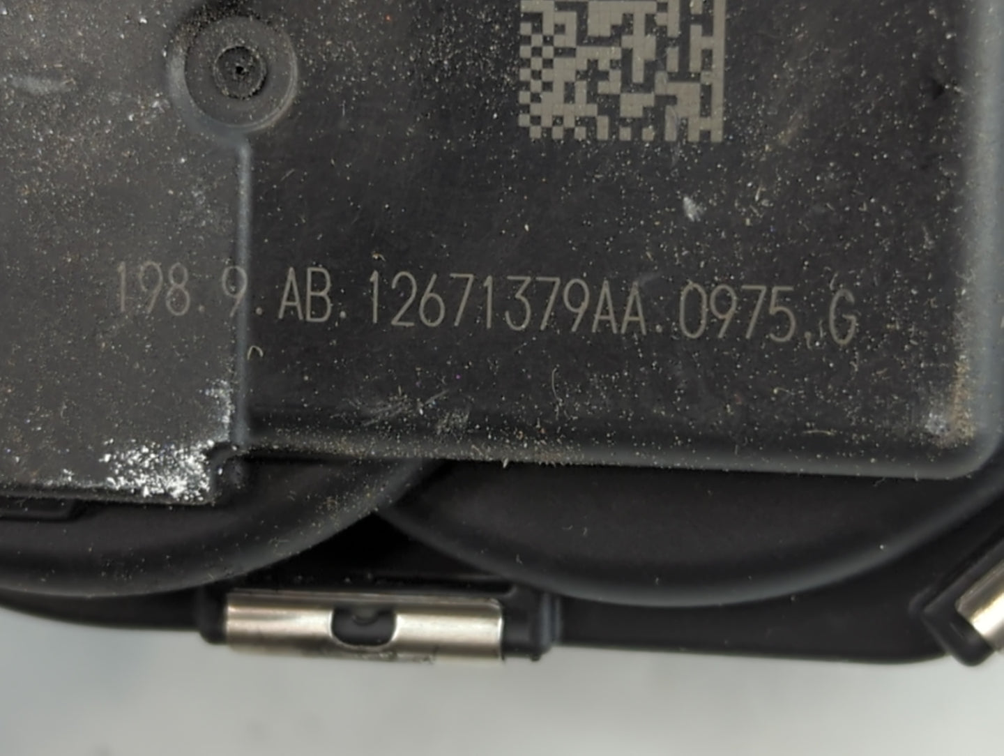 2013-2021 Chevrolet Malibu Throttle Body P/N:12671379AA Fits Fits 2013 2014 2015 2016 2017 2018 2019 2020 2021 OEM Used Auto