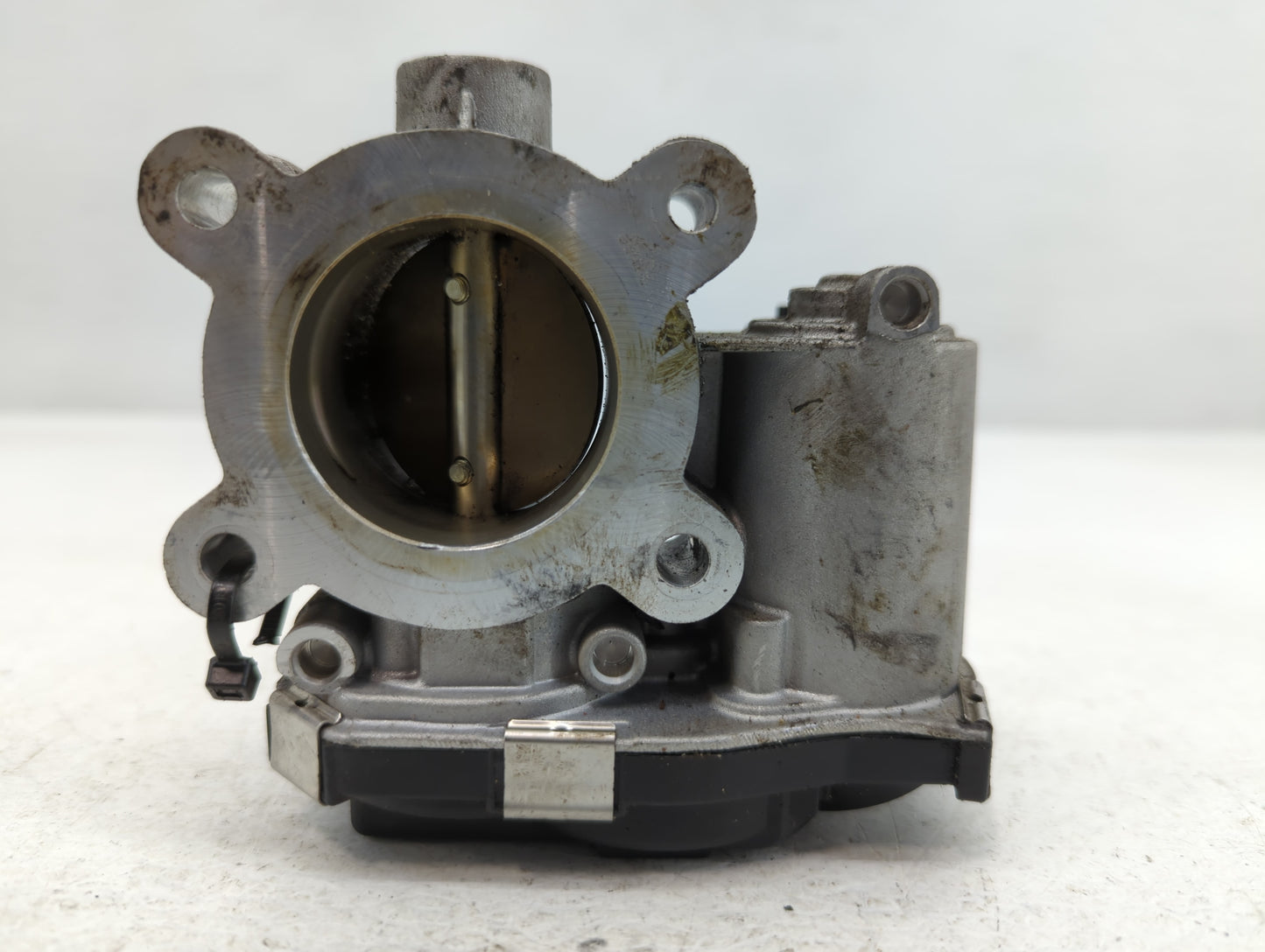 2016-2021 Chevrolet Malibu Throttle Body P/N:12671379AA Fits Fits 2016 2017 2018 2019 2020 2021 2022 OEM Used Auto Parts - O