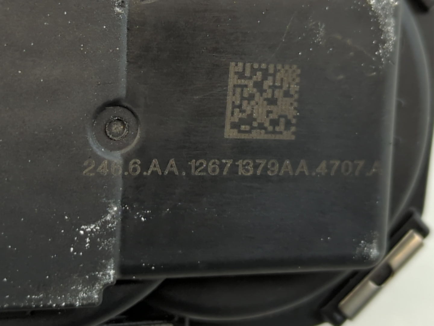 2016-2021 Chevrolet Malibu Throttle Body P/N:12671379AA Fits Fits 2016 2017 2018 2019 2020 2021 2022 OEM Used Auto Parts - O