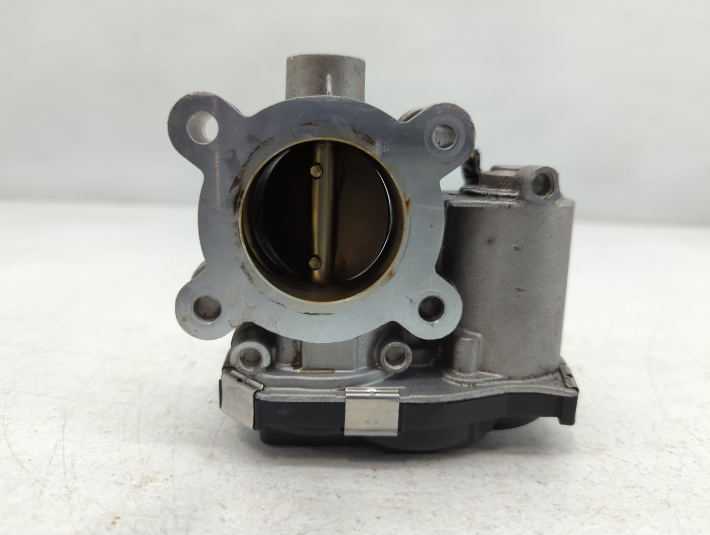 2013-2021 Chevrolet Malibu Throttle Body P/N:12671379AA Fits Fits 2013 2014 2015 2016 2017 2018 2019 2020 2021 OEM Used Auto