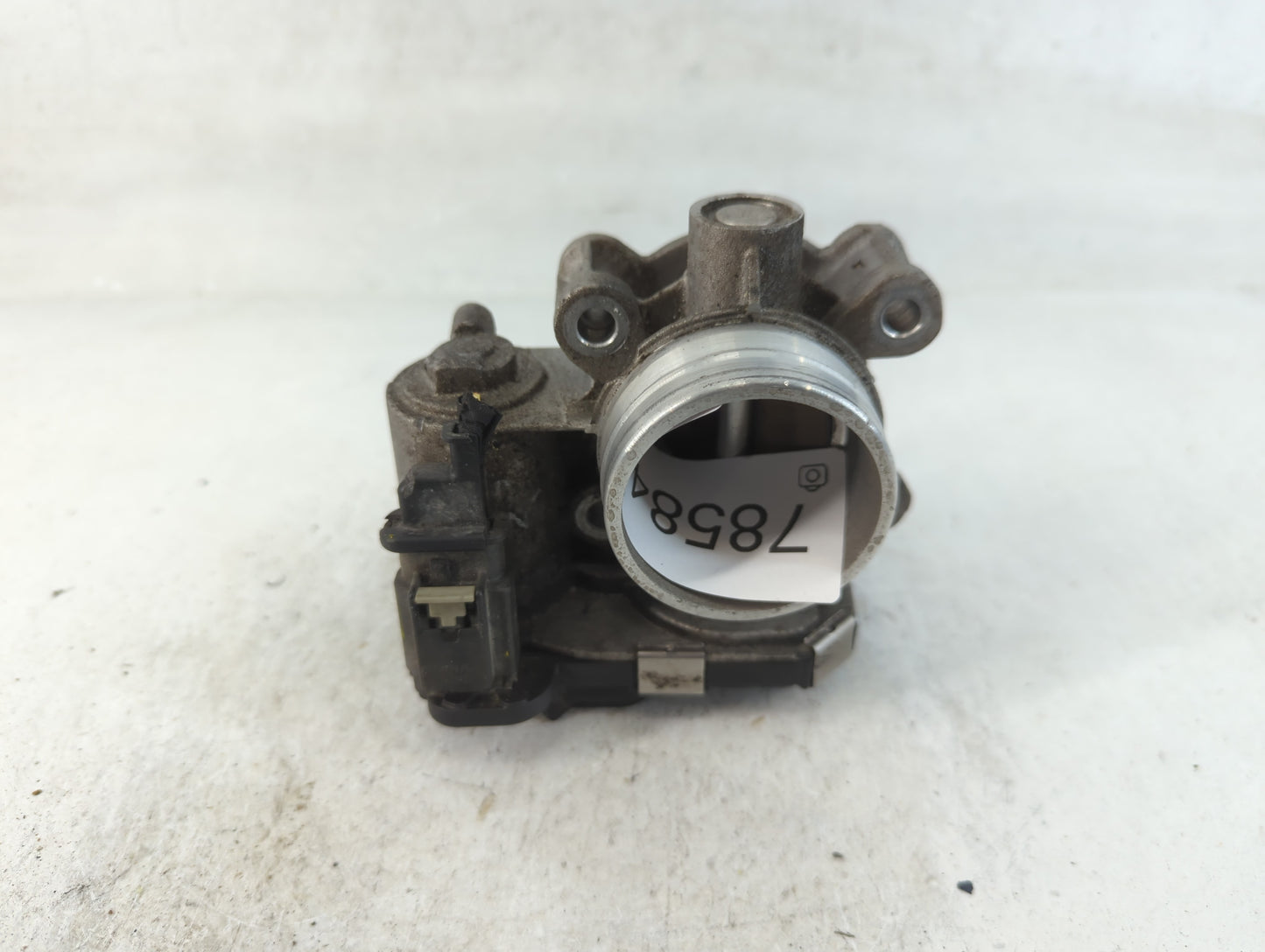 2016-2021 Chevrolet Malibu Throttle Body P/N:12671379AA Fits Fits 2016 2017 2018 2019 2020 2021 2022 OEM Used Auto Parts - O
