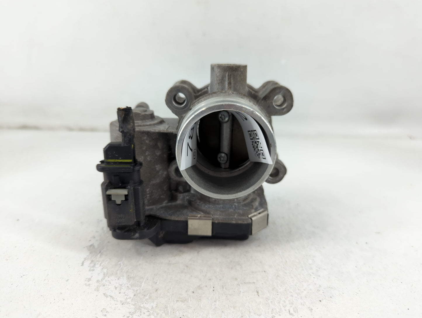 2016-2021 Chevrolet Malibu Throttle Body P/N:12671379AA Fits Fits 2016 2017 2018 2019 2020 2021 2022 OEM Used Auto Parts - O