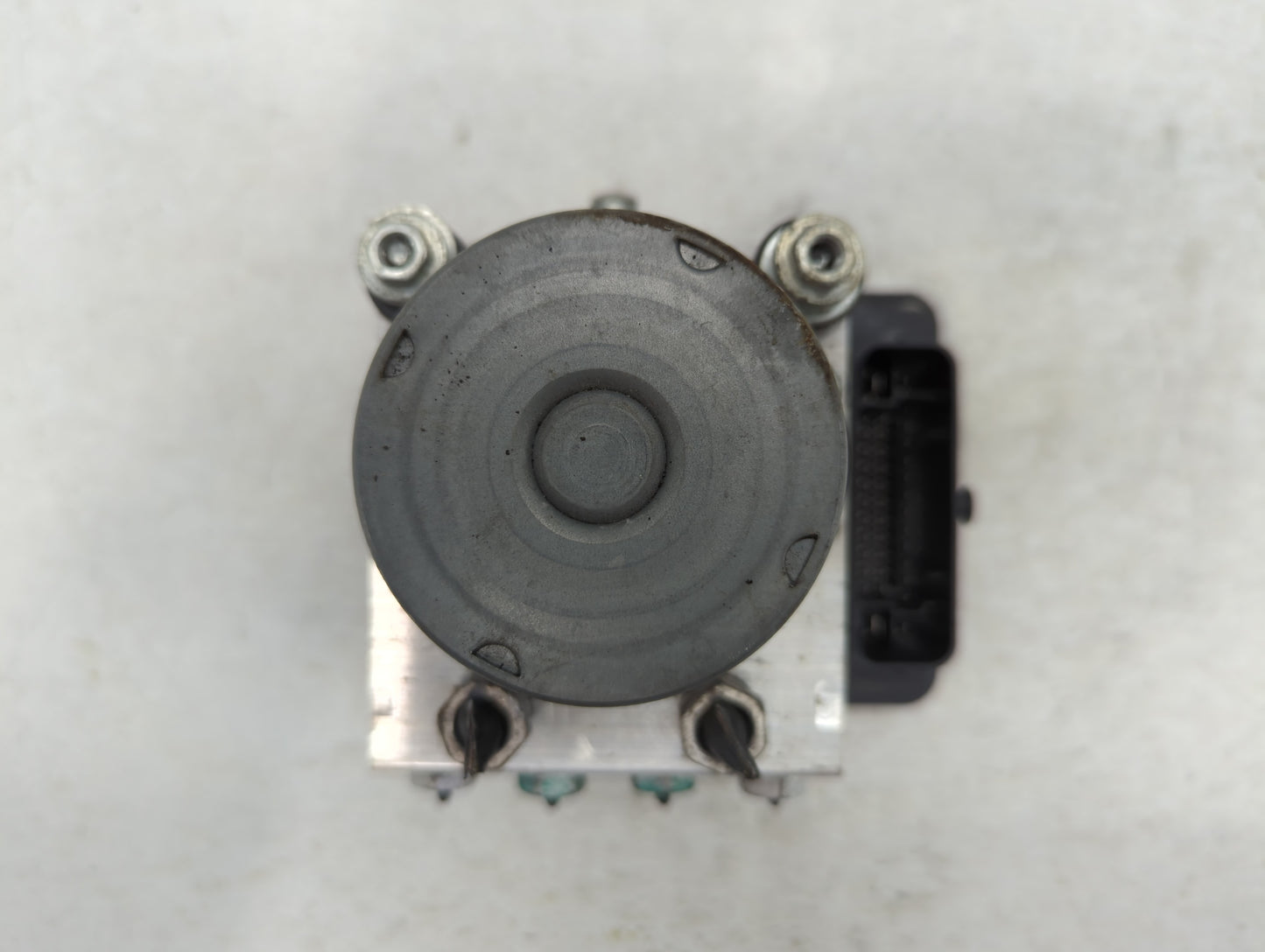 2017 Chevrolet Malibu ABS Pump Control Module Replacement P/N:065055766 8420 5164 Fits OEM Used Auto Parts - Oemusedautopart