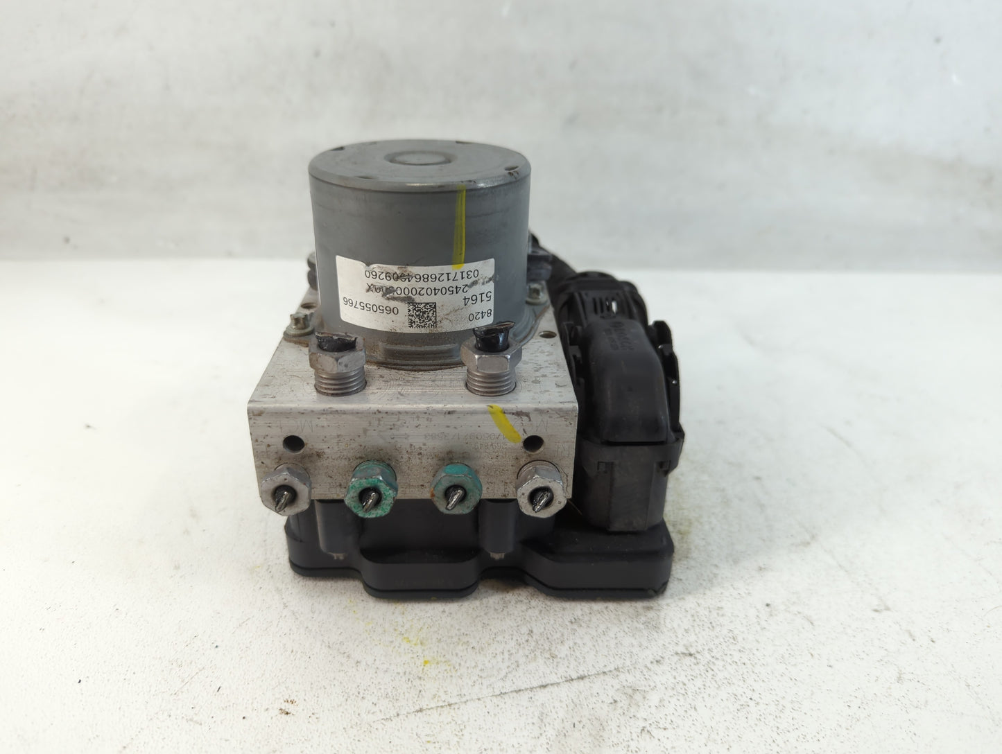 2017 Chevrolet Malibu ABS Pump Control Module Replacement P/N:065055766 84056034, 84205164, 84139399, 84139390, 84139389 Fit