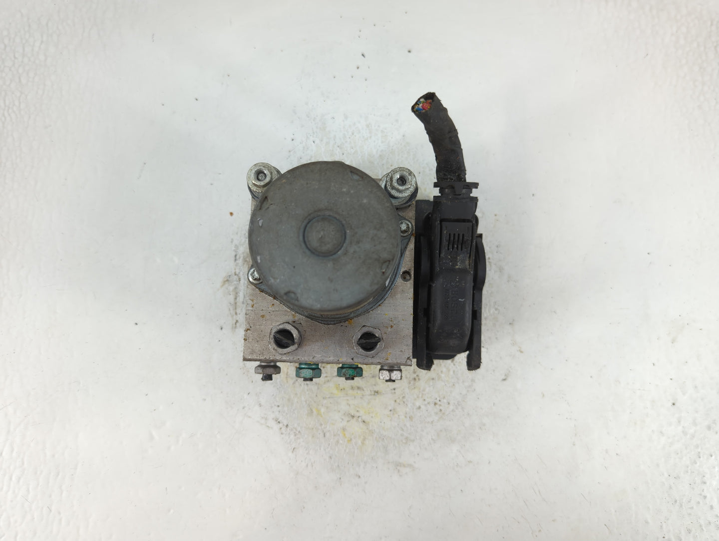 2017 Chevrolet Malibu ABS Pump Control Module Replacement P/N:2450402 8413 9399 Fits OEM Used Auto Parts - Oemusedautoparts1