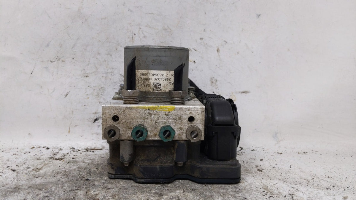 2017 Chevrolet Malibu Anti-Lock Brake ABS Pump Module Actuator OEM P/N:2265106527 Fits OEM Used Auto Parts - Oemusedautopart