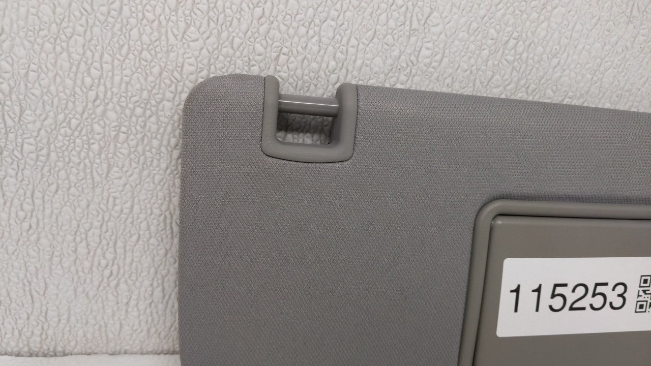 2017 Chevrolet Malibu Sun Visor Shade Replacement Passenger Right Mirror Fits Fits 2016 2018 2019 OEM Used Auto Parts - Oemu