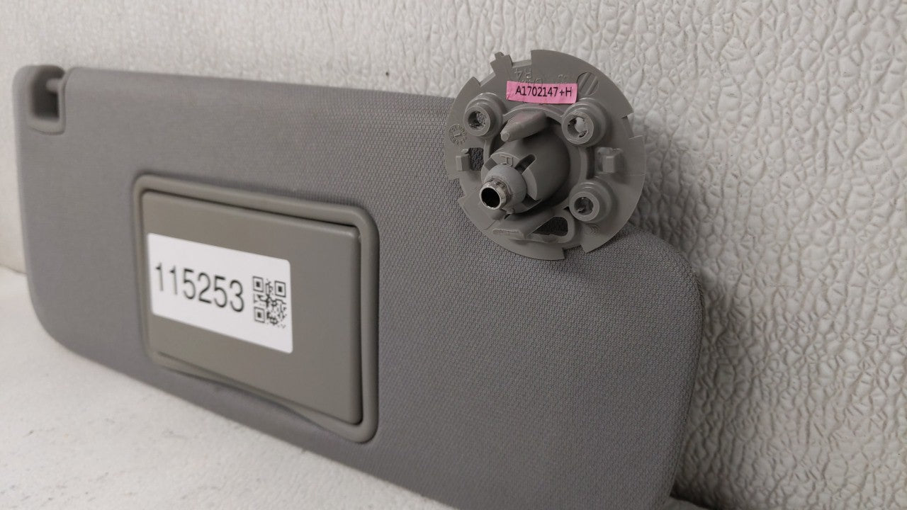 2017 Chevrolet Malibu Sun Visor Shade Replacement Passenger Right Mirror Fits Fits 2016 2018 2019 OEM Used Auto Parts - Oemu