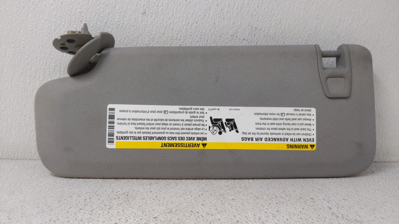 2017 Chevrolet Malibu Sun Visor Shade Replacement Passenger Right Mirror Fits Fits 2016 2018 2019 OEM Used Auto Parts - Oemu