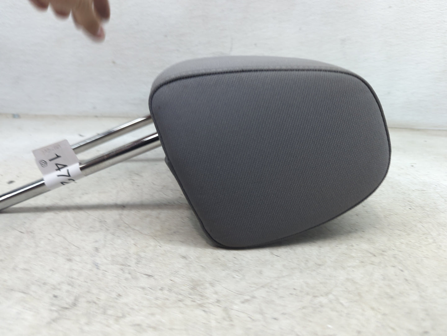 2017 Chevrolet Silverado Headrest Head Rest Front Driver Seat Dark Grey - Oemusedautoparts1.com