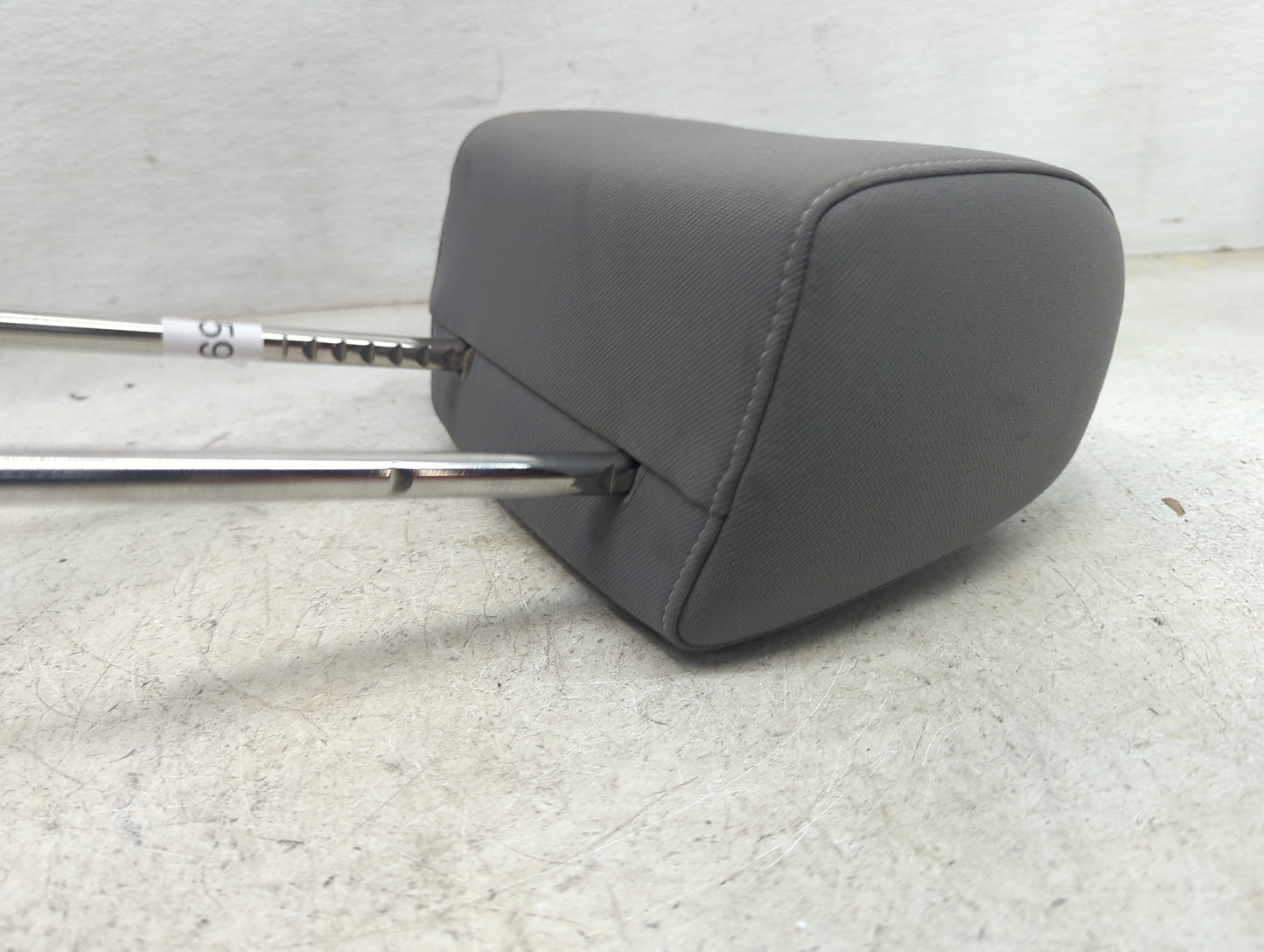 2017 Chevrolet Silverado Headrest Head Rest Front Driver Seat Dark Grey - Oemusedautoparts1.com
