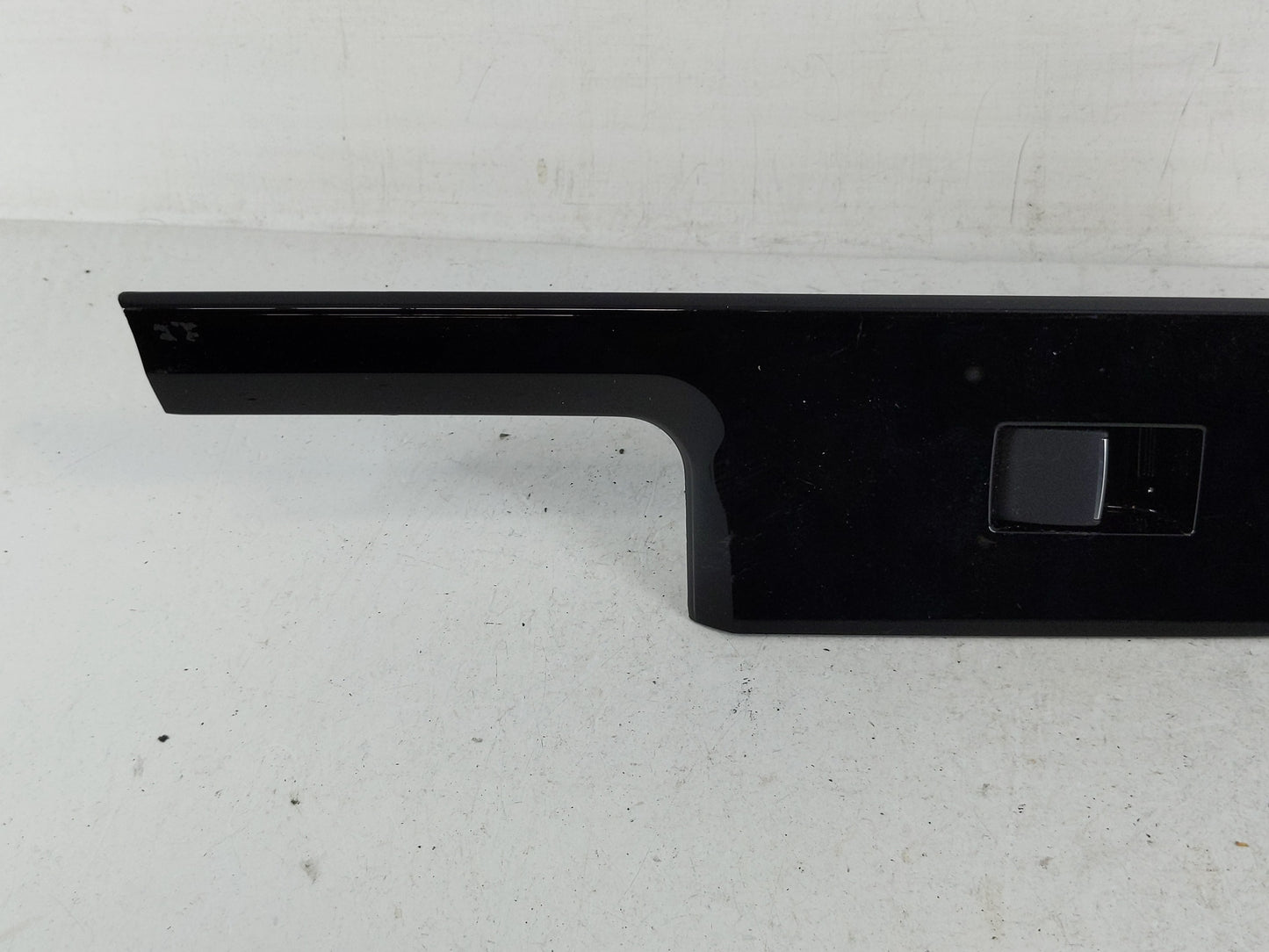 2014-2019 Chevrolet Silverado 1500 Master Power Window Switch Replacement Driver Side Left Fits Fits 2014 2015 2016 2017 201