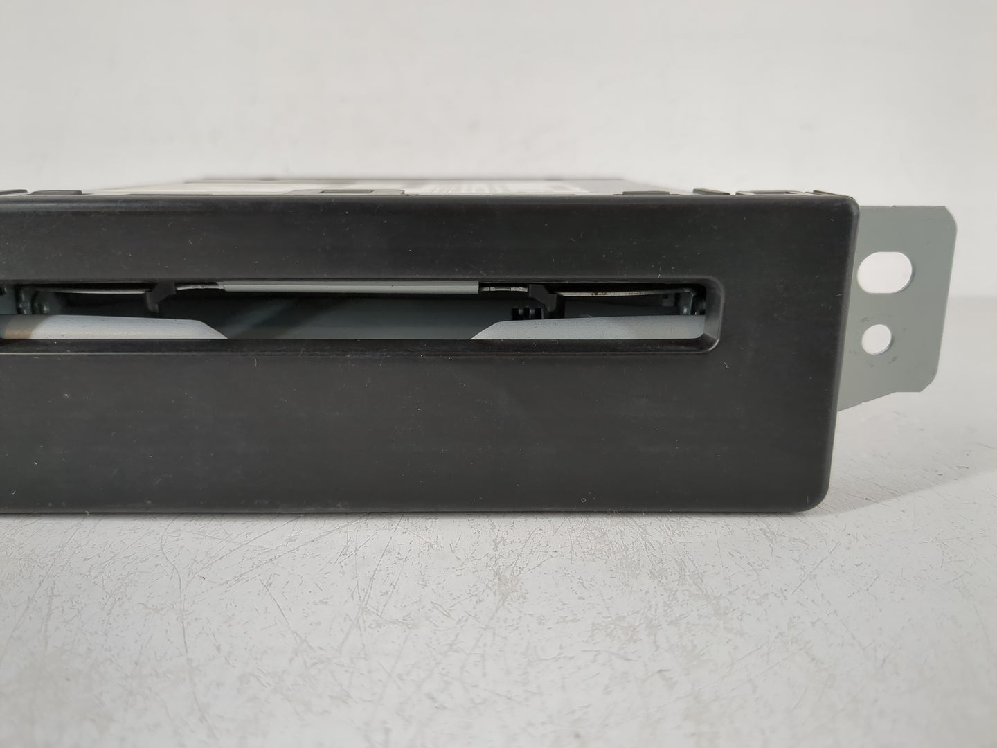 2016-2019 Chevrolet Silverado 1500 Radio AM FM Cd Player Receiver Replacement P/N:84016435 Fits Fits 2016 2017 2018 2019 OEM