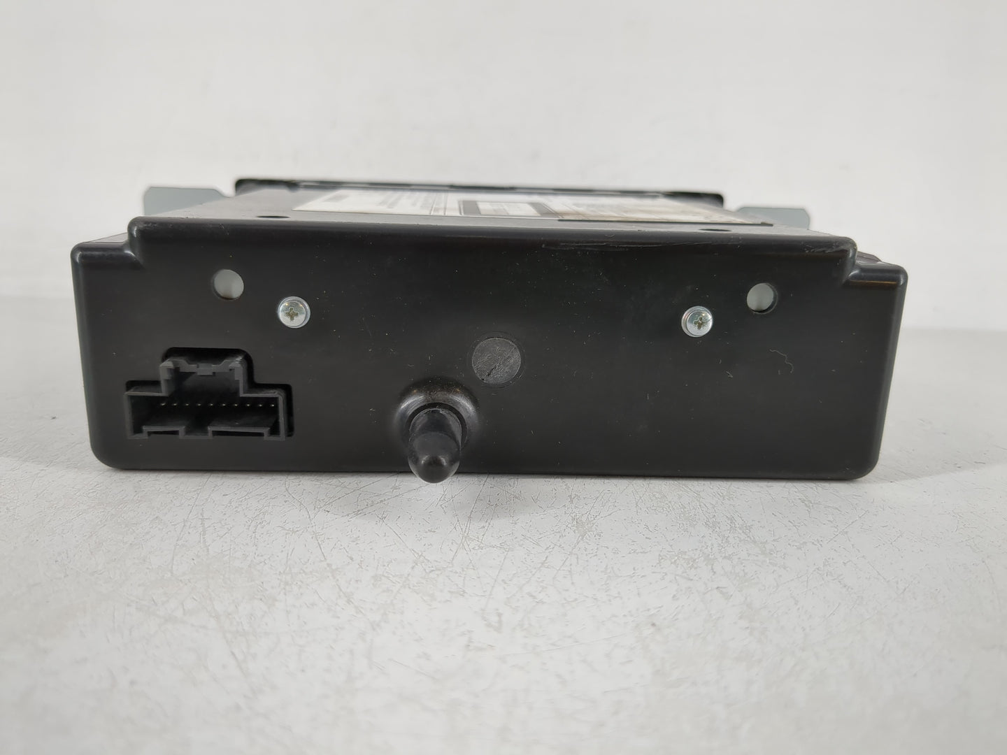 2016-2019 Chevrolet Silverado 1500 Radio AM FM Cd Player Receiver Replacement P/N:84016435 Fits Fits 2016 2017 2018 2019 OEM