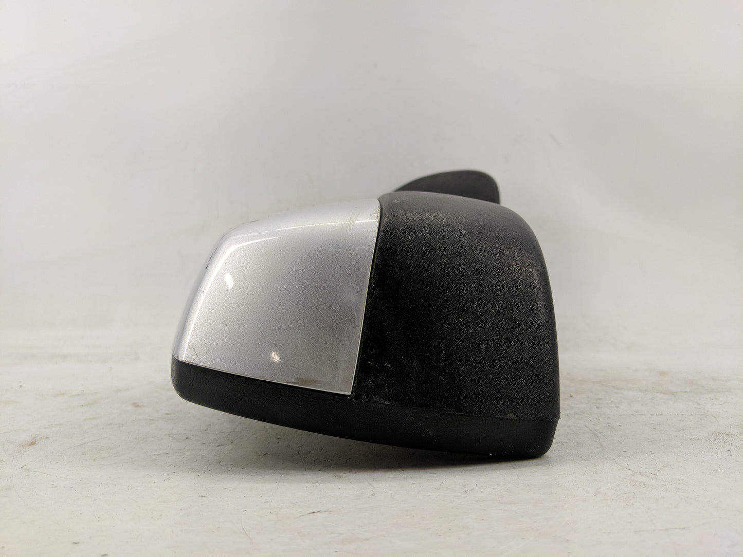 2014-2019 Chevrolet Silverado 1500 Side Mirror Replacement Passenger Right View Door Mirror P/N:23499427 Fits OEM Used Auto 
