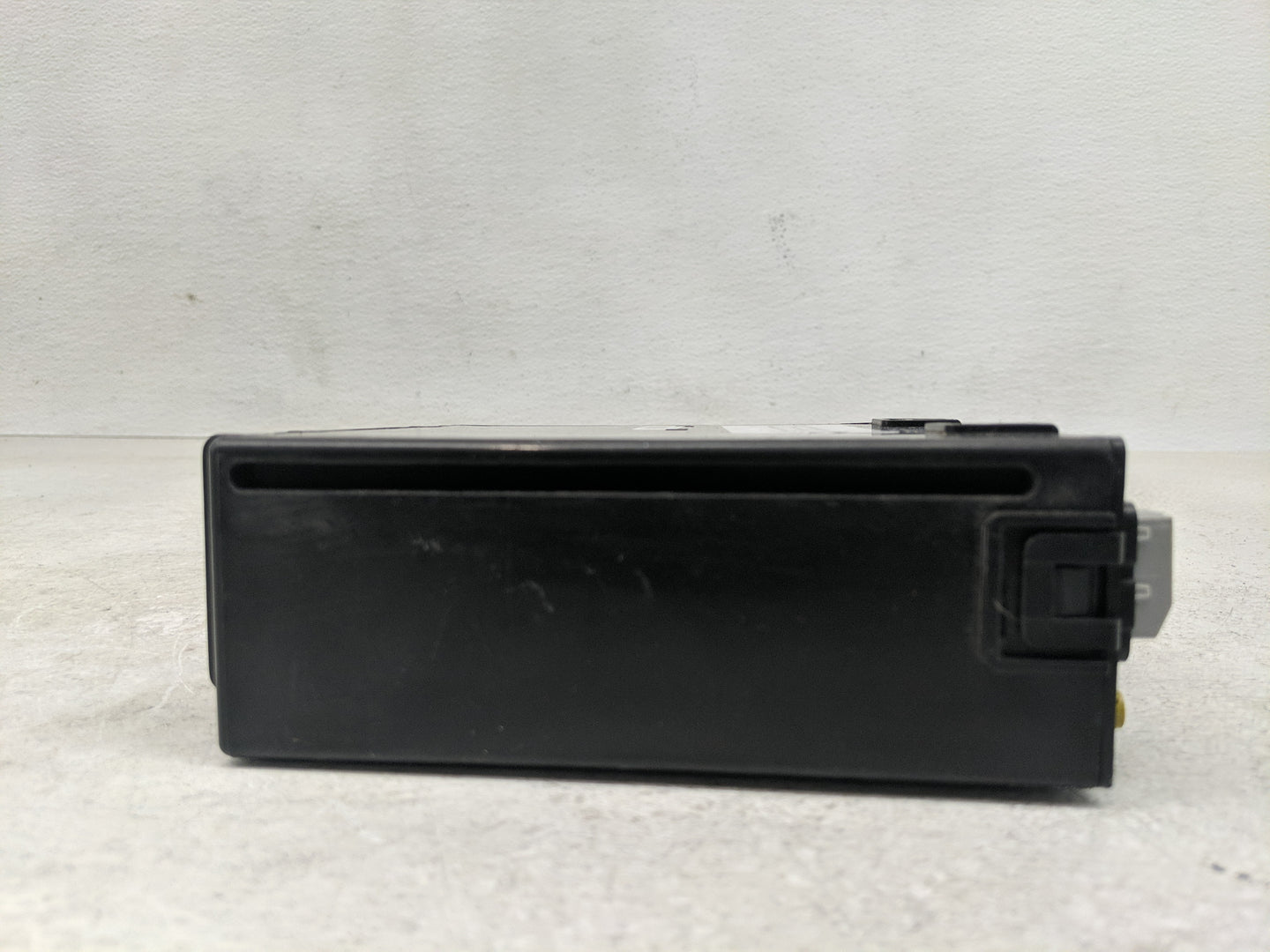 2017 Chevrolet Silverado 1500 Radio AM FM Cd Player Receiver Replacement P/N:84222871 Fits OEM Used Auto Parts - Oemusedauto