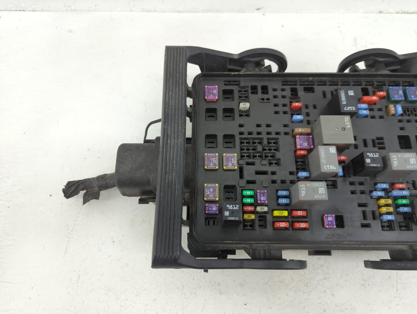 2016-2018 Chevrolet Silverado 1500 Fusebox Fuse Box Panel Relay Module Fits Fits 2016 2017 2018 OEM Used Auto Parts - Oemuse