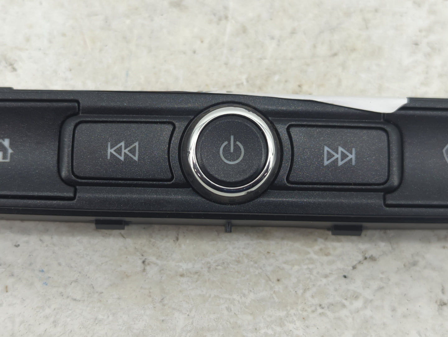 2016-2019 Chevrolet Silverado 1500 Radio AM FM Cd Player Receiver Replacement P/N:42516646 Fits Fits 2016 2017 2018 2019 OEM