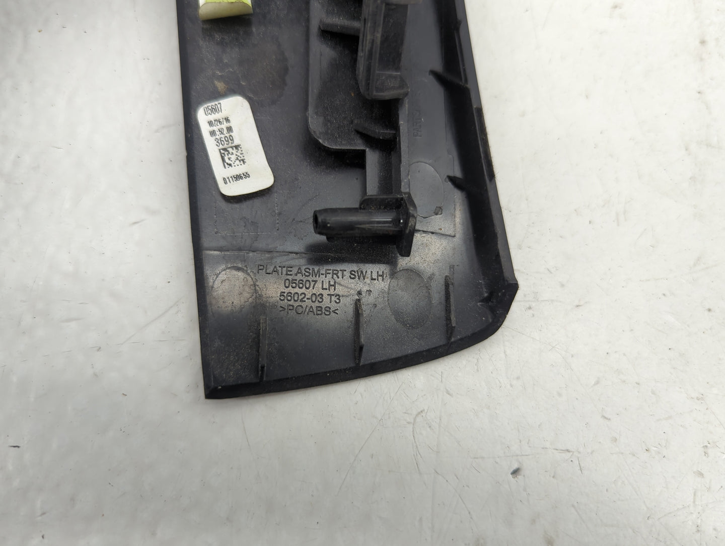 2014-2019 Chevrolet Silverado 1500 Master Power Window Switch Replacement Driver Side Left P/N:5602-03 T3 Fits OEM Used Auto
