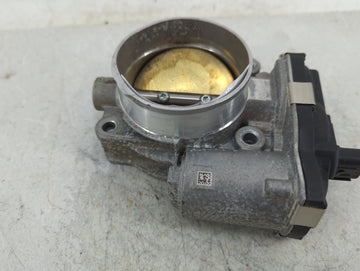 2017 Chevrolet Silverado 1500 Throttle Body P/N:12676296AA Fits Fits 2016 2018 2019 2020 2021 2022 OEM Used Auto Parts