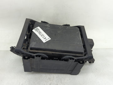 2016-2018 Chevrolet Silverado 1500 Fusebox Fuse Box Panel Relay Module Fits Fits 2016 2017 2018 OEM Used Auto Parts - Oemuse