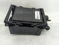 2017-2019 Chevrolet Silverado 1500 Fusebox Fuse Box Panel Relay Module P/N:84075777_02 Fits Fits 2017 2018 2019 OEM Used Aut