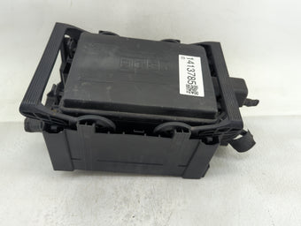 compare product 2017-2019 Chevrolet Silverado 1500 Fusebox Fuse Box Panel Relay Module P/N:84075777_02 Fits Fits 2017 2018 2019 OEM Used Auto Parts