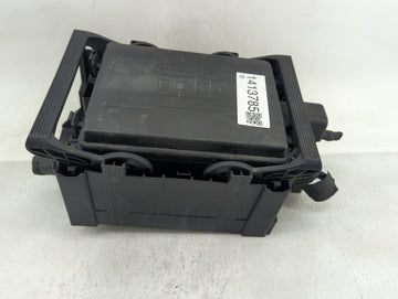 2017-2019 Chevrolet Silverado 1500 Fusebox Fuse Box Panel Relay Module P/N:84075777_02 Fits Fits 2017 2018 2019 OEM Used Aut