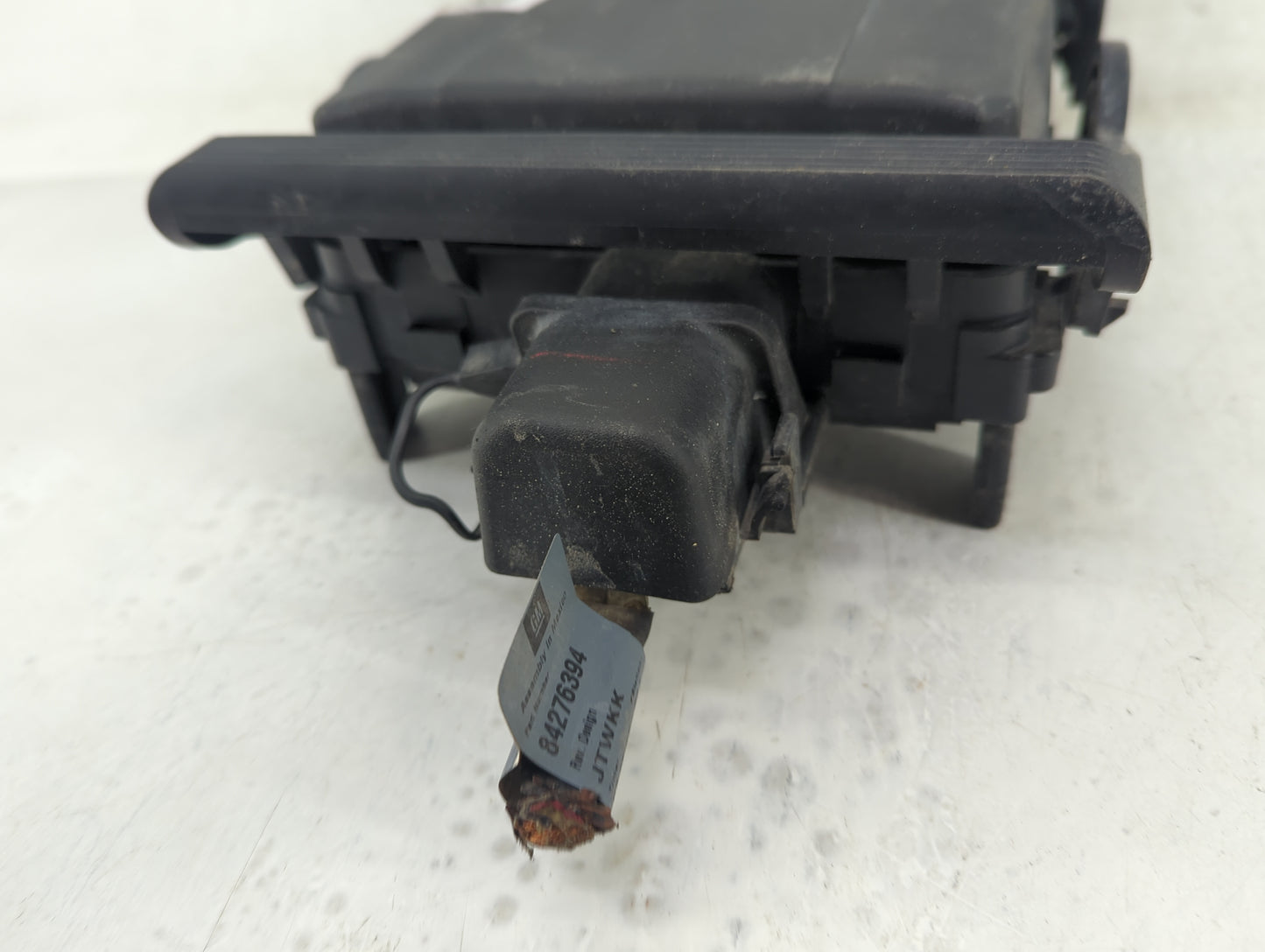2017-2019 Chevrolet Silverado 1500 Fusebox Fuse Box Panel Relay Module P/N:84008527 Fits Fits 2017 2018 2019 OEM Used Auto P