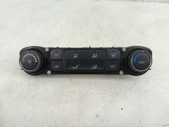compare product 2014-2019 Chevrolet Silverado 1500 Climate Control Module Temperature AC/Heater Replacement P/N:815372982 84164473 Fits OEM Used Auto Parts