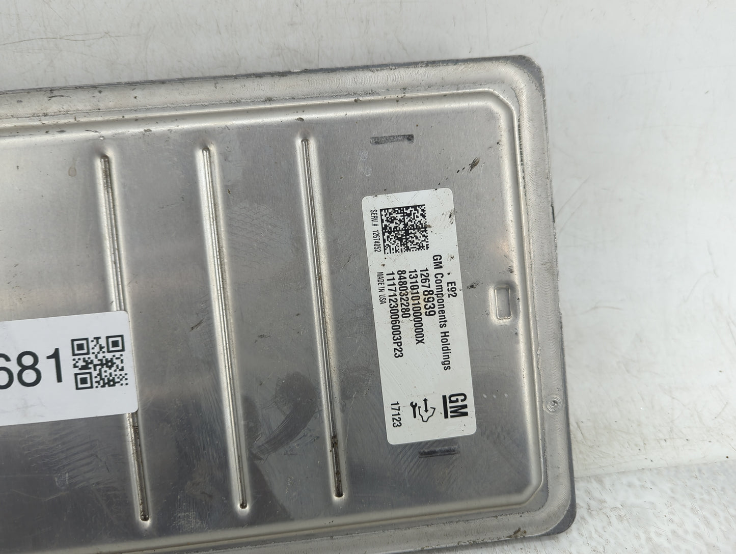 2016-2018 Chevrolet Silverado 1500 PCM Engine Control Computer ECU ECM PCU OEM P/N:12678939 Fits Fits 2016 2017 2018 OEM Use