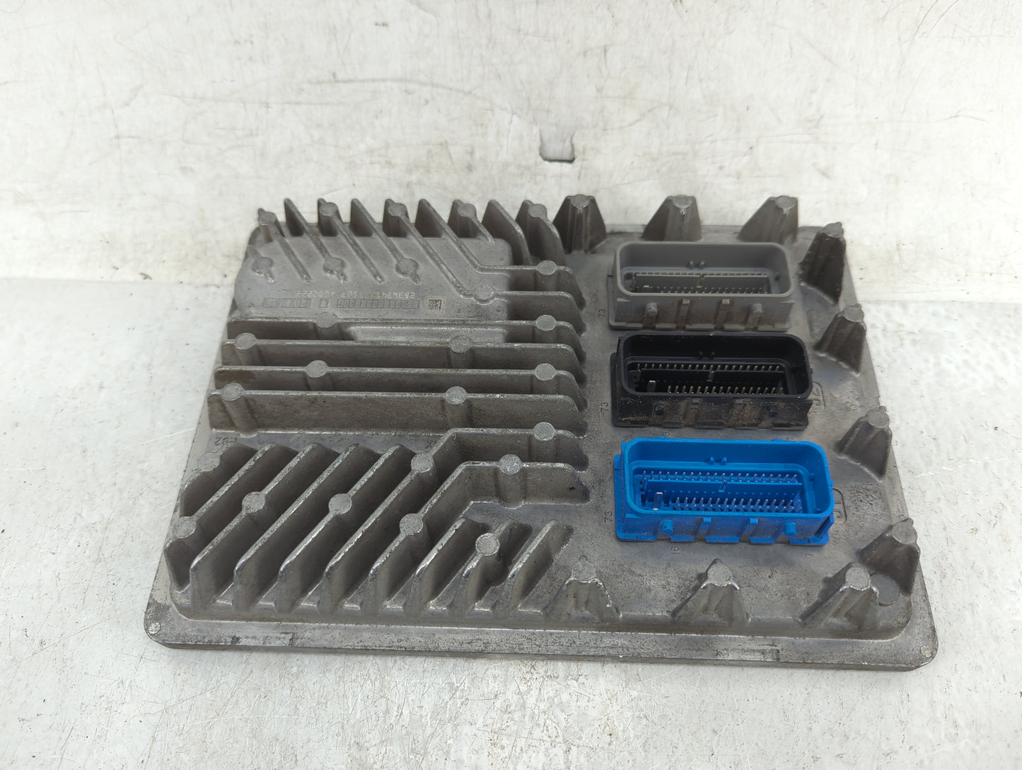 2016-2018 Chevrolet Silverado 1500 PCM Engine Control Computer ECU ECM PCU OEM P/N:12678939 Fits Fits 2016 2017 2018 OEM Use