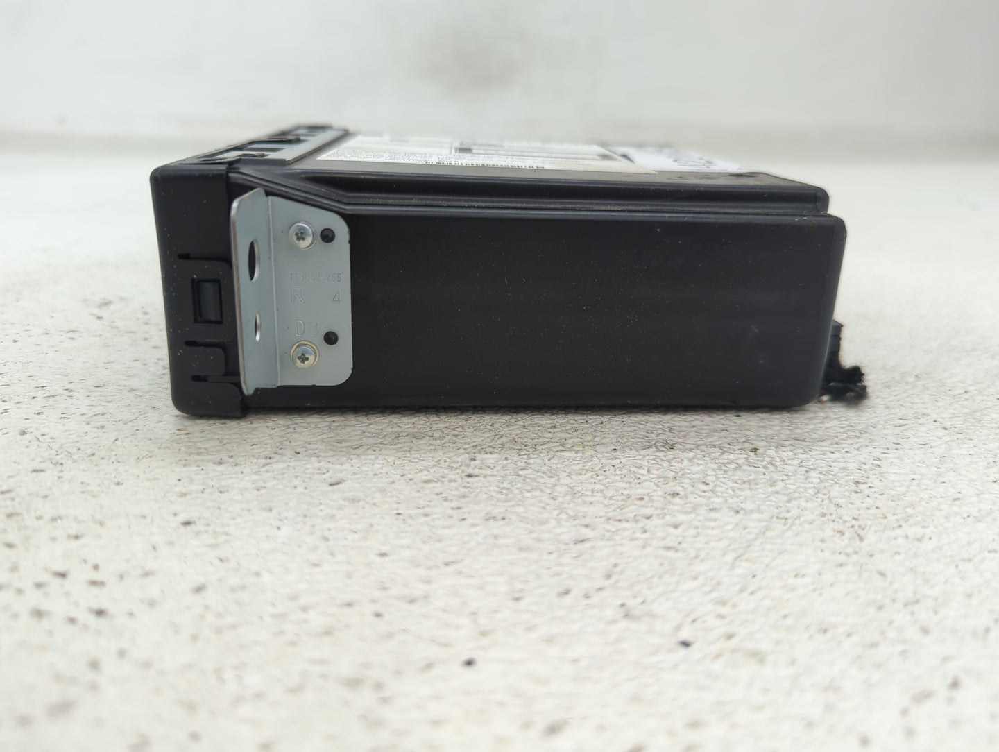2017-2018 Chevrolet Silverado 1500 Radio AM FM Cd Player Receiver Replacement P/N:84016435 Fits Fits 2017 2018 OEM Used Auto