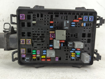 2017-2019 Chevrolet Silverado 1500 Fusebox Fuse Box Panel Relay Module P/N:84075777 Fits Fits 2017 2018 2019 OEM Used Auto Parts