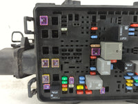 2017-2019 Chevrolet Silverado 1500 Fusebox Fuse Box Panel Relay Module P/N:84075777 Fits Fits 2017 2018 2019 OEM Used Auto P