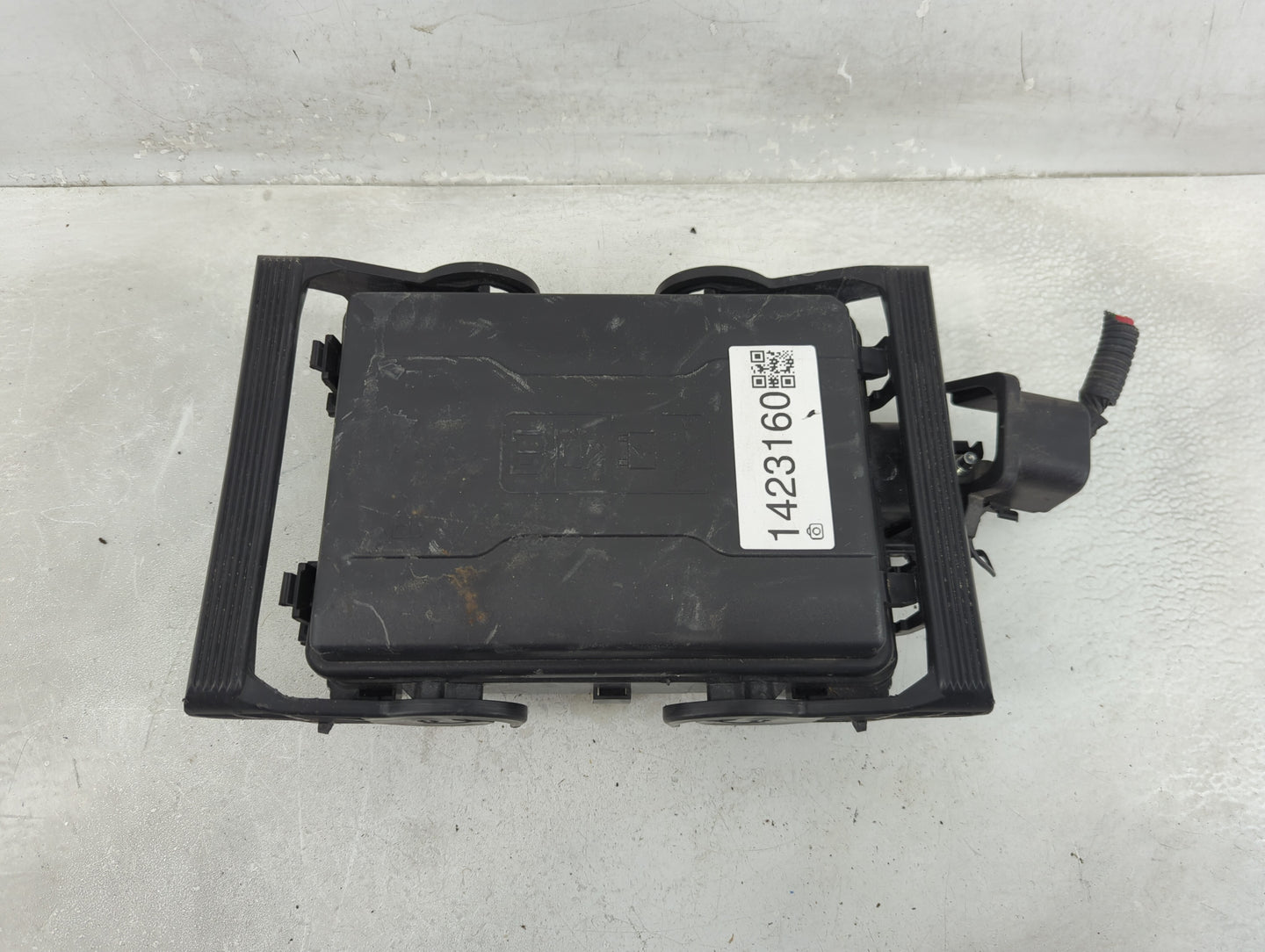 2016-2018 Chevrolet Silverado 1500 Fusebox Fuse Box Panel Relay Module Fits Fits 2016 2017 2018 OEM Used Auto Parts - Oemuse