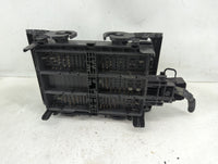 2016-2018 Chevrolet Silverado 1500 Fusebox Fuse Box Panel Relay Module Fits Fits 2016 2017 2018 OEM Used Auto Parts - Oemuse